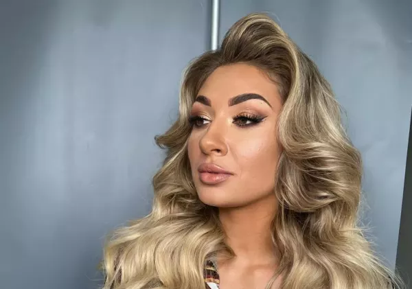 Małgorzata Grabda z zespołu Camasutra wygląda jak królowa?! Piękny makijaż i idealnie ułożone włosy! 