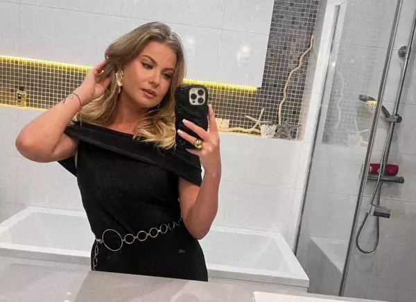 Marlena Sztando pokazała nowe zdjęcie w cekinowej mini. Czy to najodważniejsza sesja wokalistki Dziewczyn