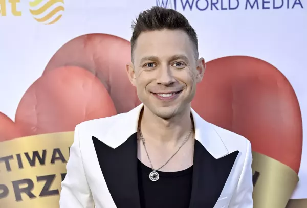 Masters i Paweł Jasionowski z „Żono moja” na Festiwalu Weselnych Przebojów 2025 w Mrągowie