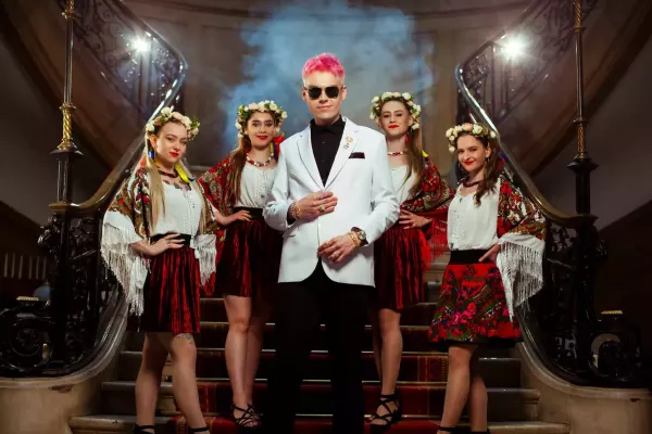 Mega premiera:  „Hej Wesele„ DiscoPrince - Hit, który rozkręci każde wesele!