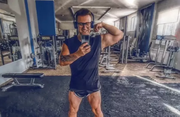 Metamorfoza Bartosza Jagielskiego! Gwiazdor disco polo zaskoczył wszystkich swoją przemianą! Schudł 40 kg!