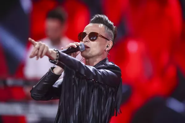 Miliony na koncie zespołu Milano! Gwiazdor disco polo może szampana! 