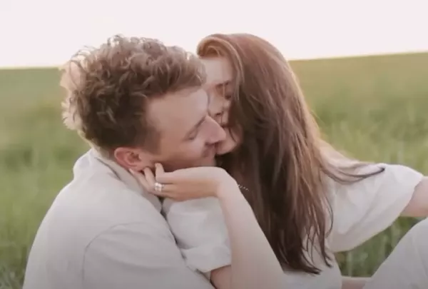 Miłosne wyznanie w najnowszym przeboju disco polo. Dawno nikt tak nie docenił kobiety.