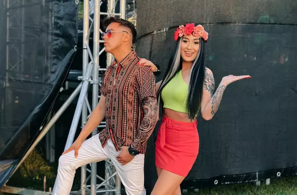 Młoda gwiazda Roxaok podbija Polskę swoim przebojem! Milion na koncie młodej wokalistki!