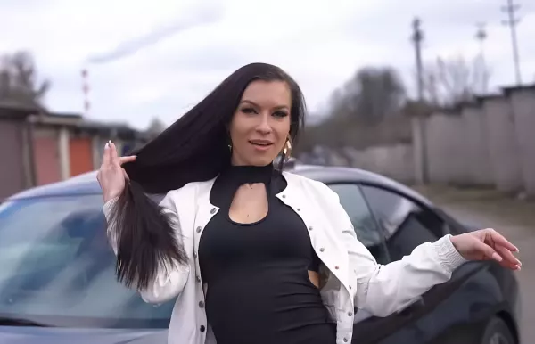 Mocarnyboys „Beemka” już dostępna. Debiut Daniela Mocarskiego z Białegostoku trafił do sieci
