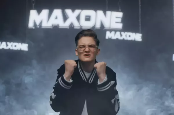 Mówią o nim nadzieja disco polo. MAXone wydał debiutancki singiel „Tańczysz dla mnie"