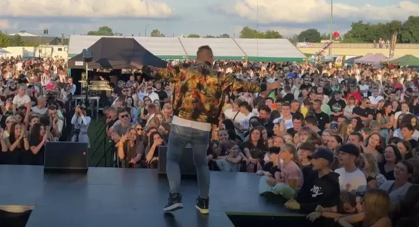 Mr Sebii: Hit „Cipuleńka„ szaleje na TikToku! Posłuchajcie jak brzmi na żywo! Co za publiczność! VIDEO