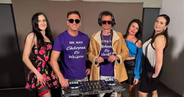 Mr.Max & DJ Kozak z nowym utworem „Chłopak do wzięcia” – muzyczne uderzenie serialu telewizji Polsat! 