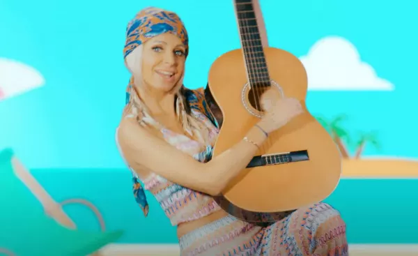 Muzyczna ofensywa znanej wokalistki disco polo! Twoja Ex atakuje rynek gorącą nowością „Ciało do ciała„! Szykuje się wielki wakacyjny hit?!