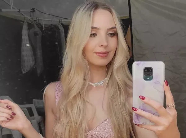 Natalia Siemieniecka z Top Girls wygląda niczym anioł! To najpiękniejsza wokalistka disco polo?