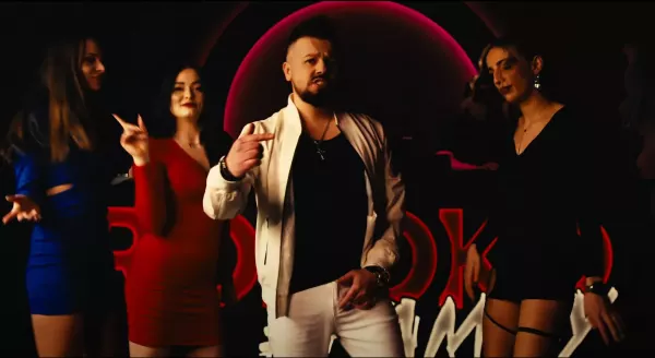 Nexus – „Tej nocy (pijemy za dziewczyny)” podbija kluby! Zobacz gorący teledysk
