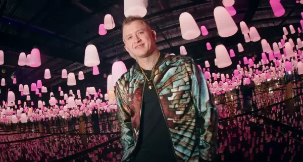 Nowa wersja hitu pt. „Jesteś taka słodka„ od Dawida Narożnego i Soboty!