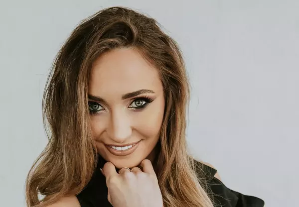 Nowa wokalistka zespołu Lider Dance! Klaudia Czarnocka zastąpiła zmarłą Agnieszkę Mazurek! 
