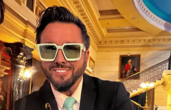 Nowy hit Andre! „Twoje Fotografie” króluje na YouTube i zdobywa miliony wyświetleń
