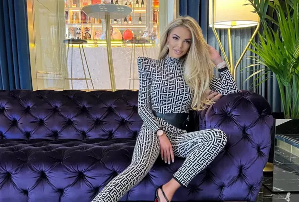Odważne zdjęcia gwiazdy disco polo! Nicki Queen pokazała odsłonięty biust! 