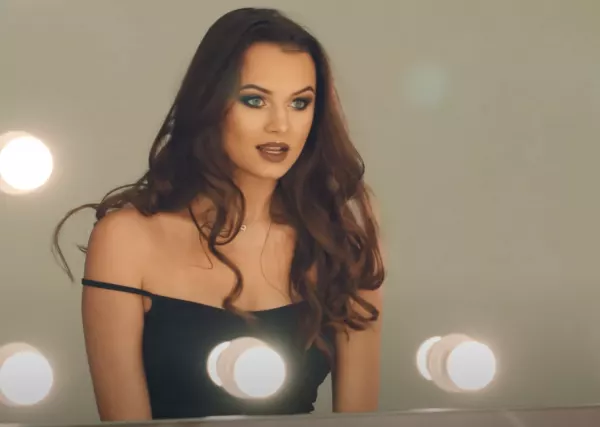 Ognista produkcja disco polo trafiła do sieci! Uwaga jest bardzo gorąco. 
