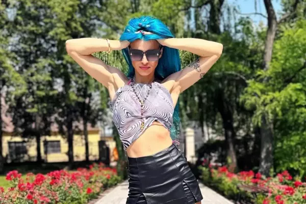 Opadną Wam szczęki! Gwiazda disco polo Agbe znów pokazała się w samej bieliźnie