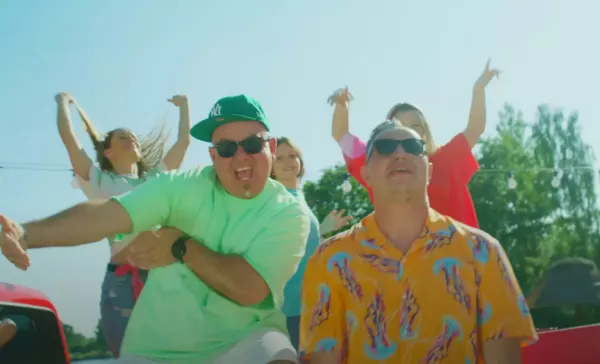 Oszalejesz gdy usłyszysz tę piosenkę! Long & Junior biją rekordy popularności!