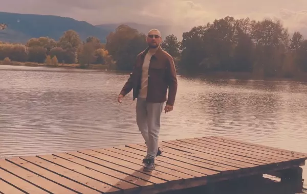 PAW znów zaskakuje! „Wspomnienia” to piosenka, która zatrzymuje czas i budzi emocje