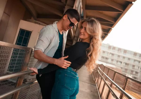 „Piękna Dominiko” Jacek Gwiazda już dostępna. Nowa piosenka disco polo przyciąga uwagę