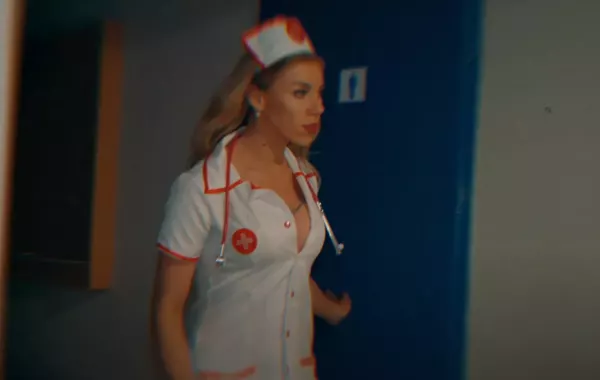 ”Pielęgniareczka” Podbija serca fanów disco polo! Karolciaa z ciekawą produkcją!