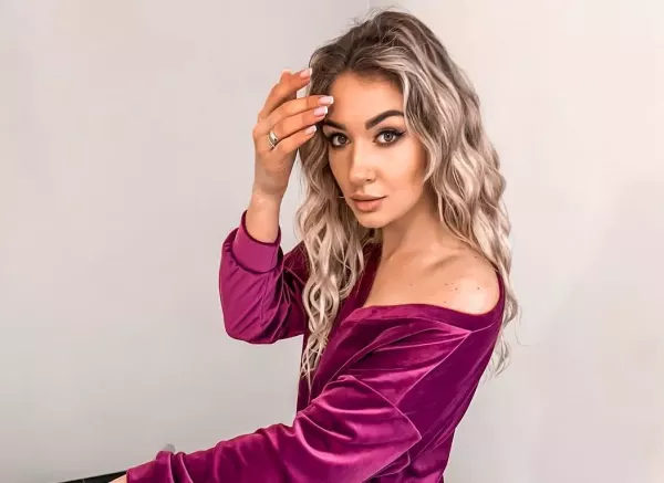 Popularna wokalistka disco polo Małgorzata Główka pokazała jaki strój nosi po domu! ”Dawaj mi ten dresssss” internauci zachwyceni!
