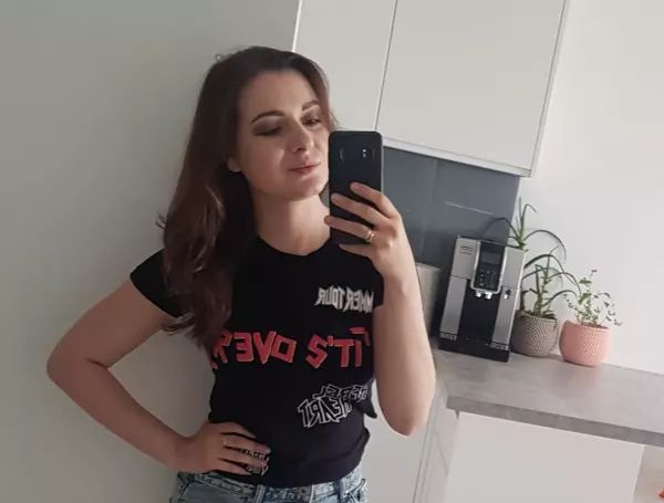 Popularna wokalistka disco polo padła ofiarą oszustów! Wizerunek artystki posłużył do przestępstwa! 