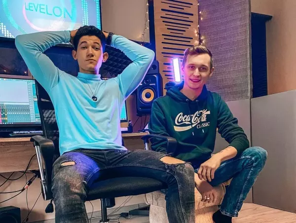 Znani gwiazdorzy disco polo rozkręcili zabawę w Turcji! Zobaczcie VIDEO - tak bawią się turyści za granicą! 
