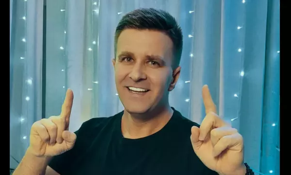 Posłuchaj jako pierwszy! Mega hit Bartosza Jagielskiego! „Bogini„ to przebój lata?