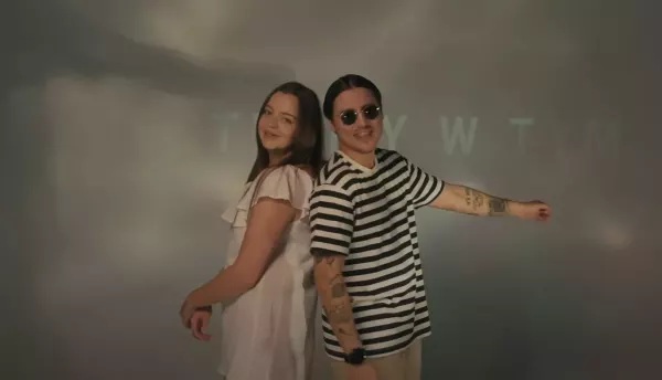 Premiera: „Namaluję Ci Szczęście„ Kouchi, czyli MiłyPan i Ola Kotomska! Przepiękna propozycja!