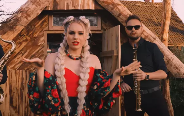 Premiera: „Ona Chce Wariata„ - Mega hit disco polo zespołu Weź Nie Pytaj podbija już sieć! Czy to nowy HIT?!
