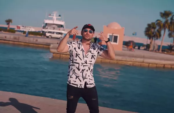 PREMIERA: PAW - Taneczny hit na lato: „Amore Maj„