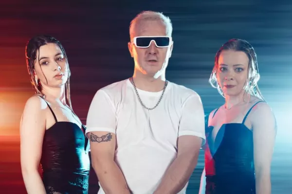 PREMIERA: TomaszDiscoMusic debiutuje z utworem ”Nikola o niebieskich oczach” – fani disco polo nie mogą tego przegapić