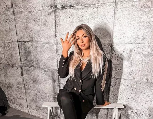 Przepiękna Małgosia z zespołu Camasutra zachwyca swoim ciałem! To najpiękniejsza wokalistka disco polo? [ZDJĘCIA]