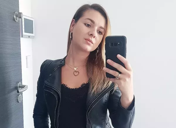 Prześliczna gwiazda disco polo pokazała swoje wdzięki! Uwagę fanów zwraca jej biust! 