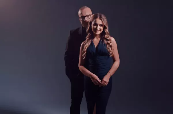 Przyszli rodzice z Disco Star rozkręcili imprezę. Sprawdźcie, co zaśpiewali Alexa & Fonzy!