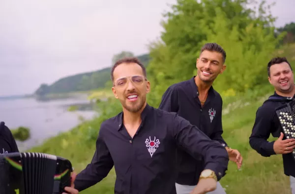 „Raz się żyje” podbija internet! MarsaAlam świętuje ogromny sukces swojego najnowszego teledysku