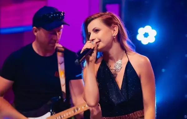 Red Queen powraca z nowością! Asia Korycka w studiu nagraniowym – co szykuje gwiazda disco polo?