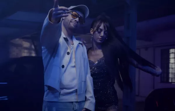 Riki szturmuje scenę disco polo z przebojem „Taka piękna„! Zobacz, co przyciąga fanów do tego tanecznego hitu!