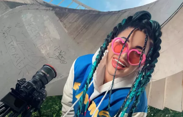 Roxaok w nowości ”Bajka” podbije listy przebojów?! Posłuchaj przedpremiery jako pierwszy! To nowy HIT gwiazdy disco?!