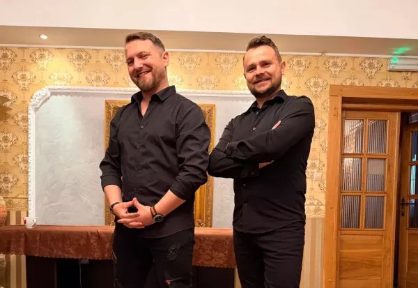 Selfie szykuje coś dużego? Tajemnicza zapowiedź duetu z Włocławka rozpala wyobraźnię