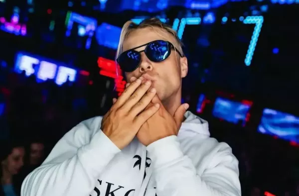 Skolim miał zagrać w TVP? Lojalność wobec Polsatu okazała się ważniejsza niż pieniądze