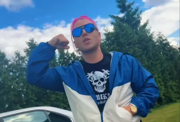 Skolim nie zaśpiewał w hymnie Roztańczonego PGE Narodowego „Piękni Ludzie". Wytłumaczył to jednym zdaniem