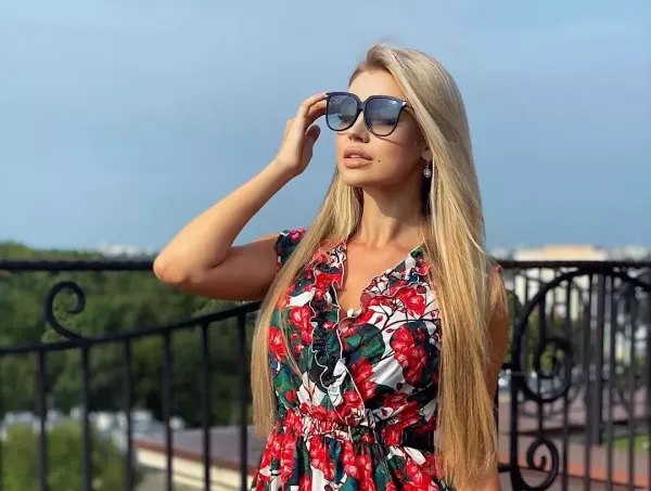 Śliczna gwiazdeczka disco polo po raz pierwszy pokazała mamę?! Wyglądają jak siostry! 