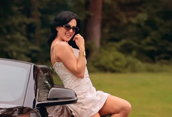 Smukła sylwetka i kozaki za kolano. Yoko z disco polo to bogini stylu?!
