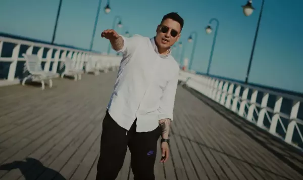 Spektakularna muzyczna metamorfoza MiłegoPana szokuje fanów! Czy gwiazdor porzuci disco polo?! W sieci nowość od Kouchiego pt. „Burza”.