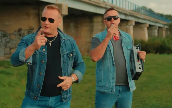 Spike i Miami wypuścili piosenkę „Jak oranżada"