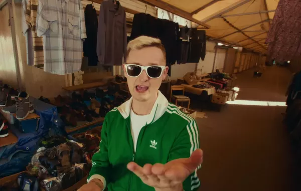 Spontan z nowym hitem „EsemEsik”. Nikt nie spodziewał się takiego powrotu do dawnych czasów