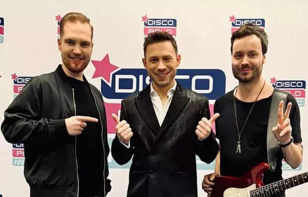 Wpadka z gwiazdami disco polo w roli głównej! W hotelu doszło do pomyłki! Grupa Masters żartuje z sytuacji! 