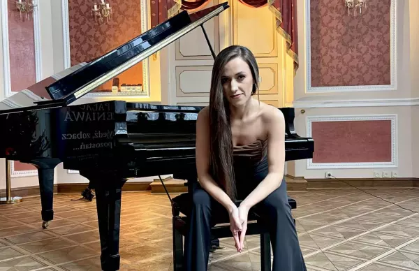 Sylwia Strug półfinalistka DiscoStar z nowym singlem „Kilka słów”! Zobacz przedpremierę